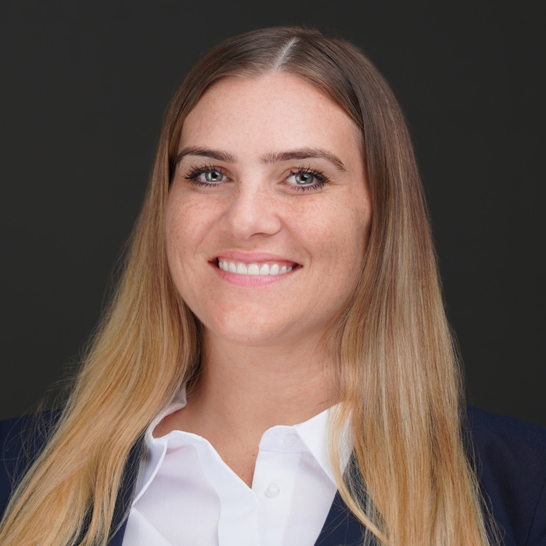 BIO_-Talia-Lewis